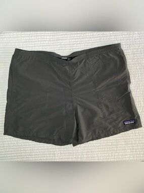 Patagonia Men's Baggies Shorts 5" Inseam Gray - Size Medium